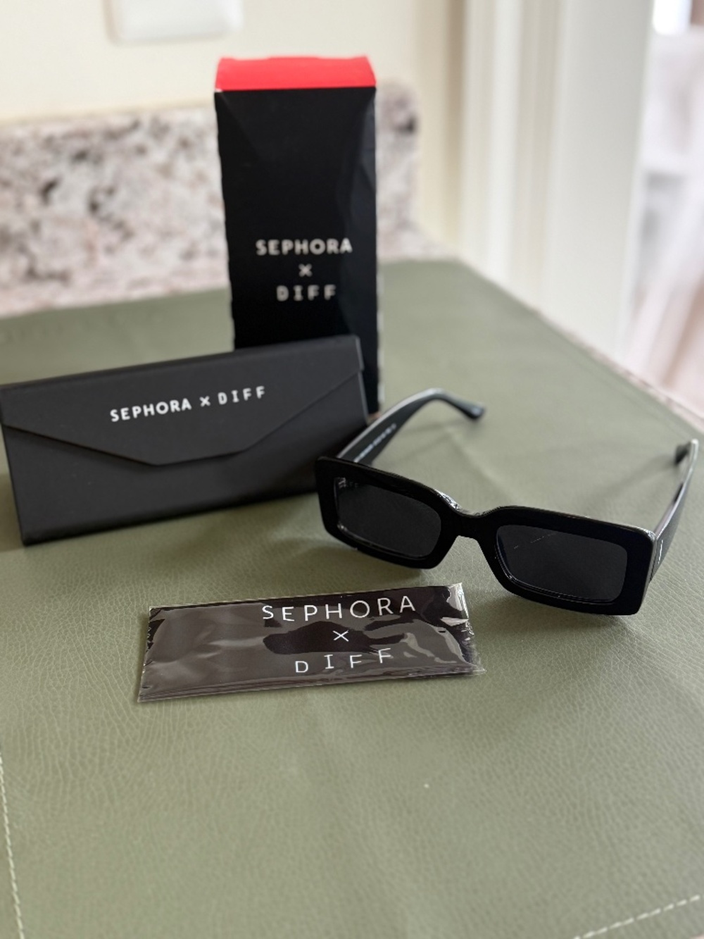 Diff Eyewear x Sephora Black Rectangular Sunglasses